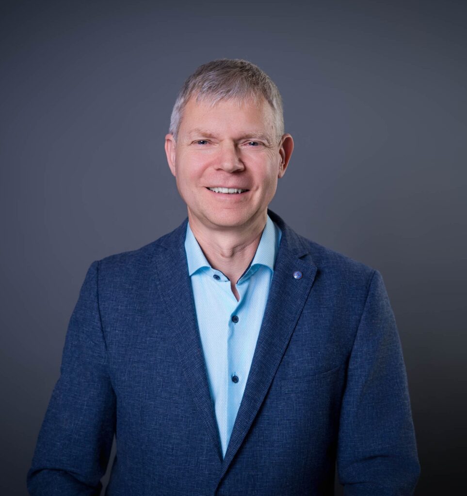 Dr. Martin Zauser
